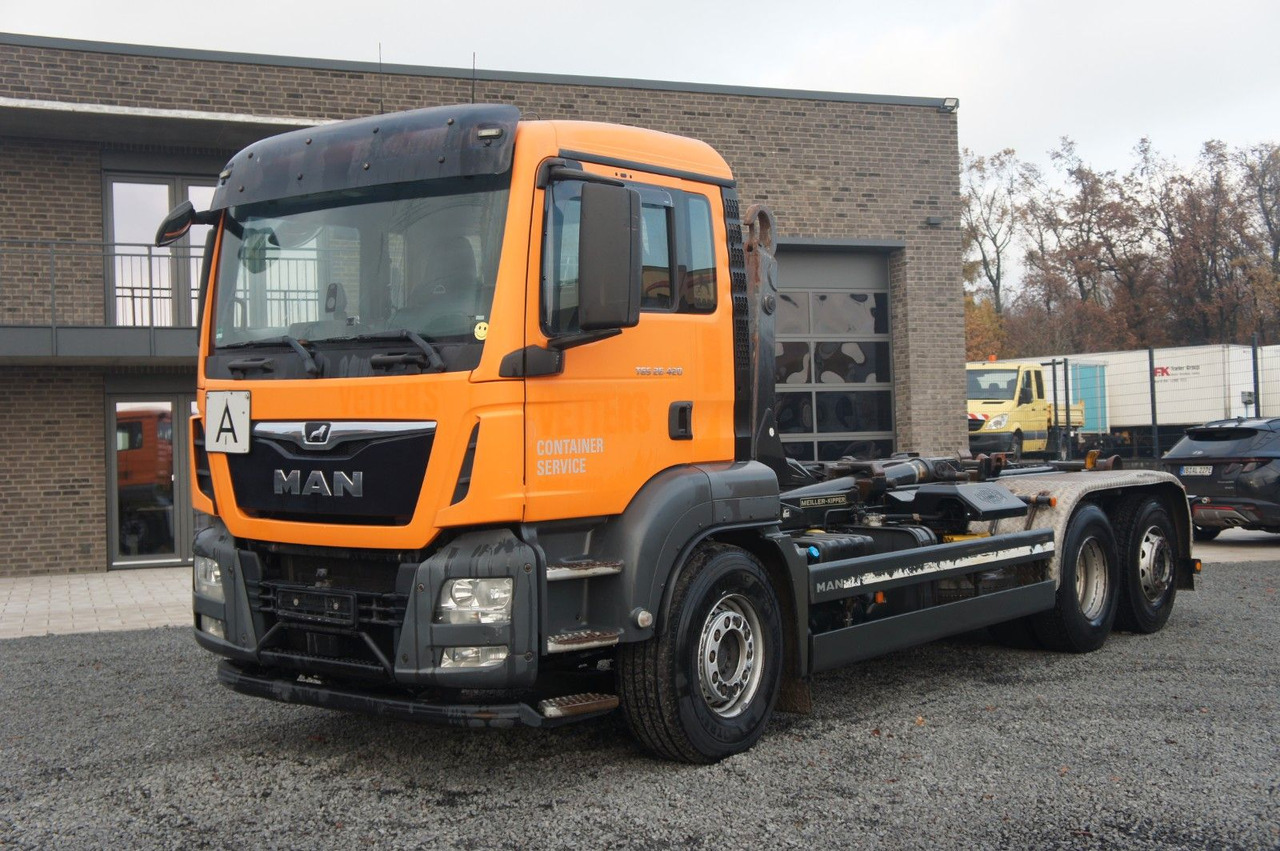 MAN TGS 26.420 Abrollkipper Meiller - Hook-lift sunkvežimis: foto 2 MAN TGS 26.420 Abrollkipper Meiller - Hook-lift sunkvežimis: foto 2