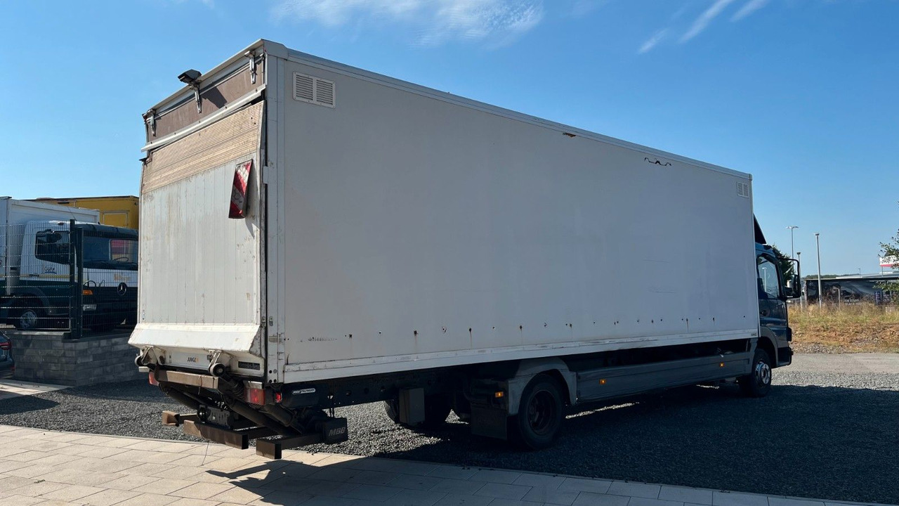 Mercedes-Benz Atego 1018 Koffer LBW Klima Mercedes-Benz Atego 1018 Koffer LBW Klima - Furgonas sunkvežimis: foto 4 Mercedes-Benz Atego 1018 Koffer LBW Klima Mercedes-Benz Atego 1018 Koffer LBW Klima - Furgonas sunkvežimis: foto 4