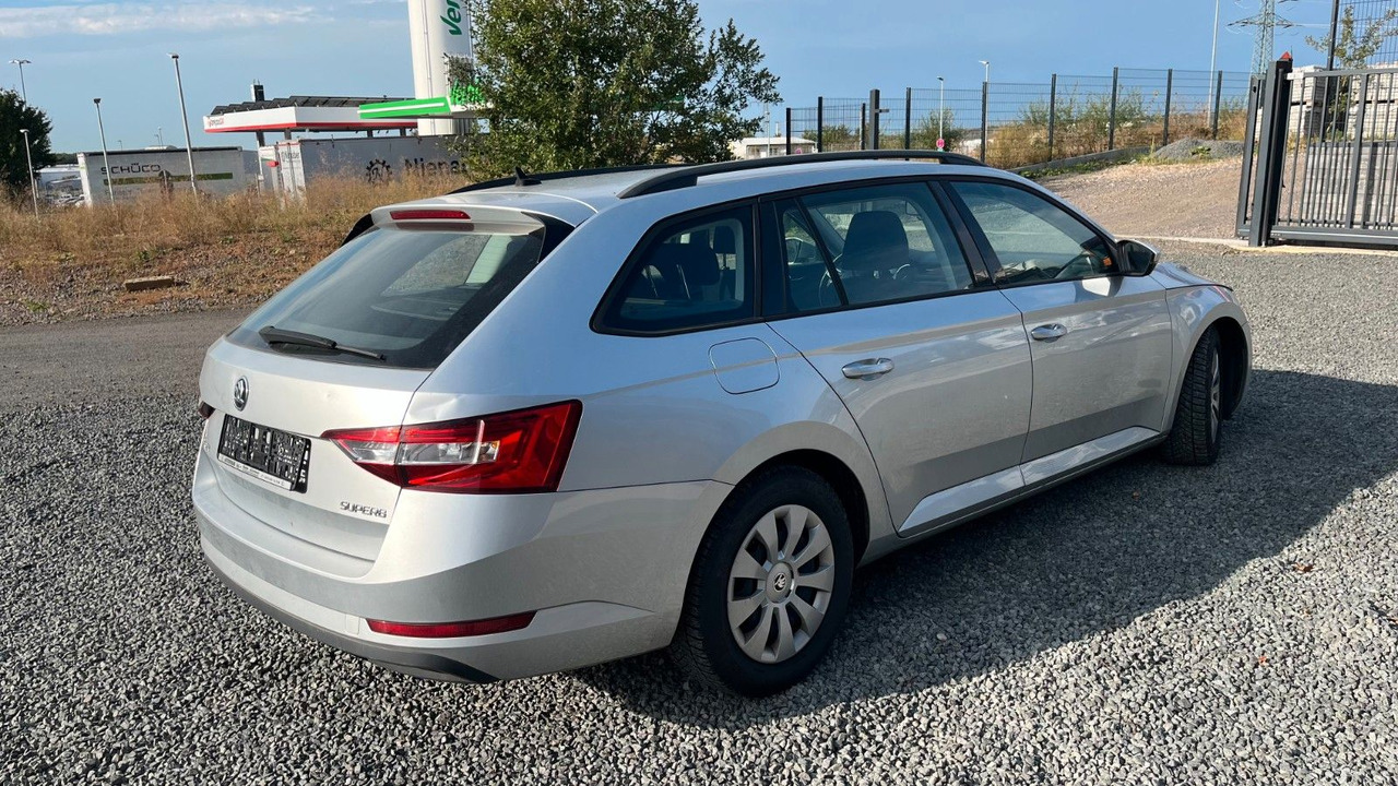 Skoda Superb Combi Active - Universalas: foto 4 Skoda Superb Combi Active - Universalas: foto 4