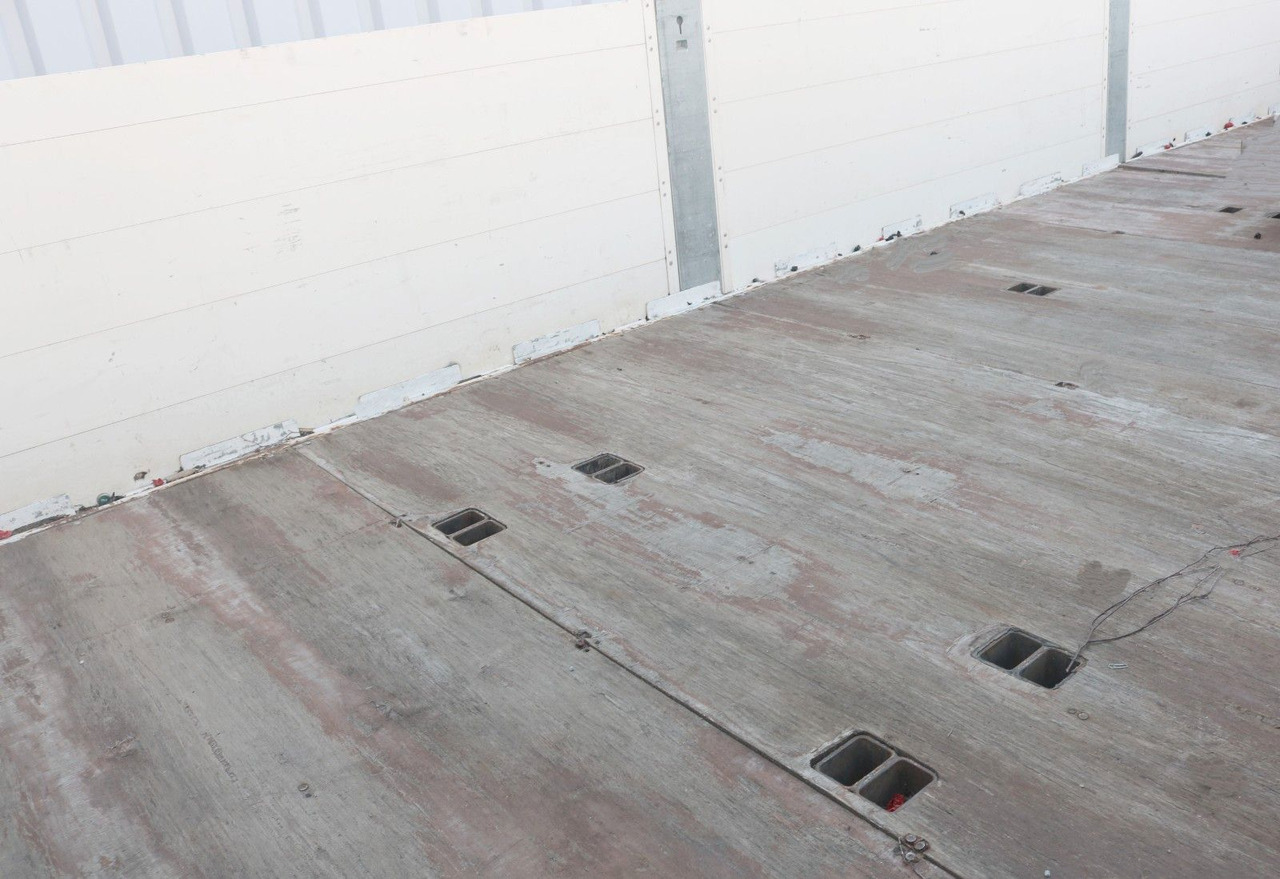 Mercedes-Benz Antos 2641L Prits. / Staplerhaltg. Stahltransp. - Platforminis/ Bortinis sunkvežimis: foto 4 Mercedes-Benz Antos 2641L Prits. / Staplerhaltg. Stahltransp. - Platforminis/ Bortinis sunkvežimis: foto 4