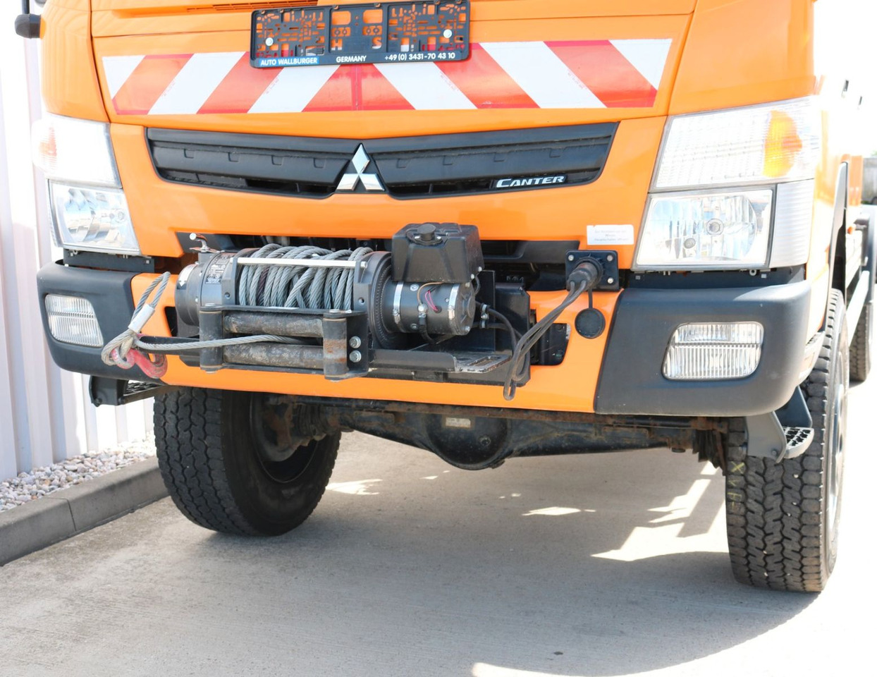 Mitsubishi CANTER 6C180 DOKA 4x4 KLIMA WINDE Standhz. 37tkm - Važiuoklės sunkvežimis: foto 2 Mitsubishi CANTER 6C180 DOKA 4x4 KLIMA WINDE Standhz. 37tkm - Važiuoklės sunkvežimis: foto 2