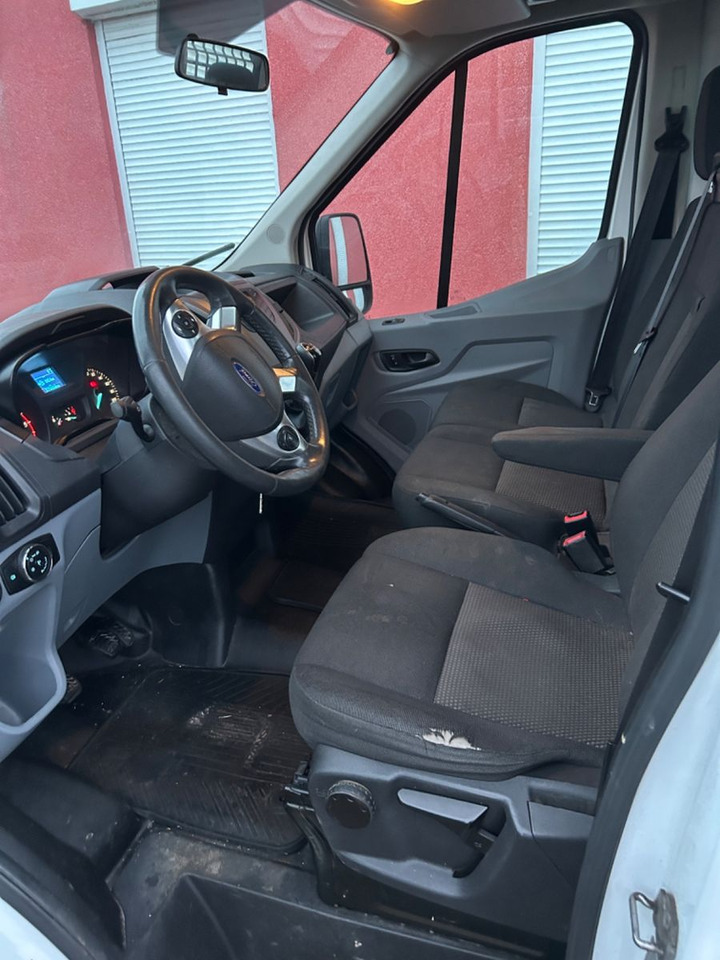 Ford TR Pritsche EL L 2 350/92 Kran - Bortinis automobilis: foto 5 Ford TR Pritsche EL L 2 350/92 Kran - Bortinis automobilis: foto 5
