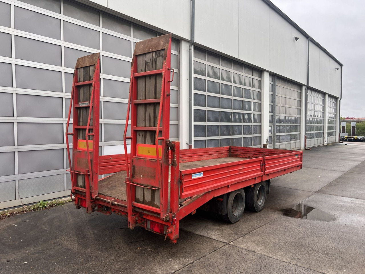 Blomenröhr 13,8 t Tandemtieflader - Žemo profilio platforma priekaba: foto 3 Blomenröhr 13,8 t Tandemtieflader - Žemo profilio platforma priekaba: foto 3