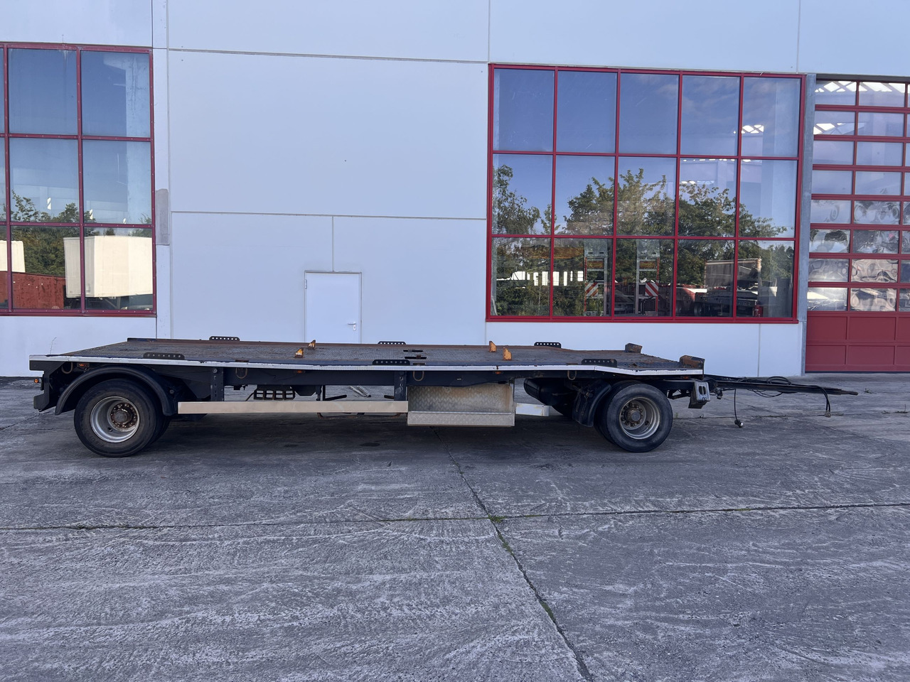 Dinkel DAC 18000  2 Achs Kombi- Anhänger für Abroll- oder Absetzmulden oder Tieflader - Konteineris-vežimus/ Sukeisti kūną priekaba: foto 3 Dinkel DAC 18000  2 Achs Kombi- Anhänger für Abroll- oder Absetzmulden oder Tieflader - Konteineris-vežimus/ Sukeisti kūną priekaba: foto 3