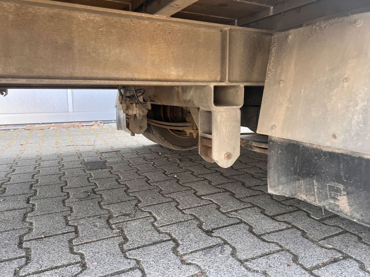 Žemo profilio platforma priekaba Humbaur  13,6 t Tandemtieflader: foto 6
