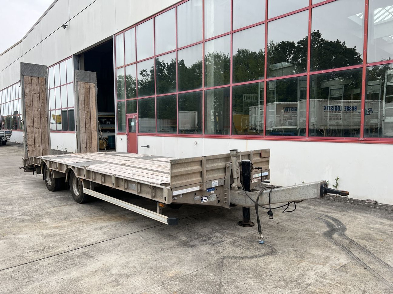 Humbaur 21 t Tandemtieflader - Žemo profilio platforma priekaba: foto 2 Humbaur 21 t Tandemtieflader - Žemo profilio platforma priekaba: foto 2
