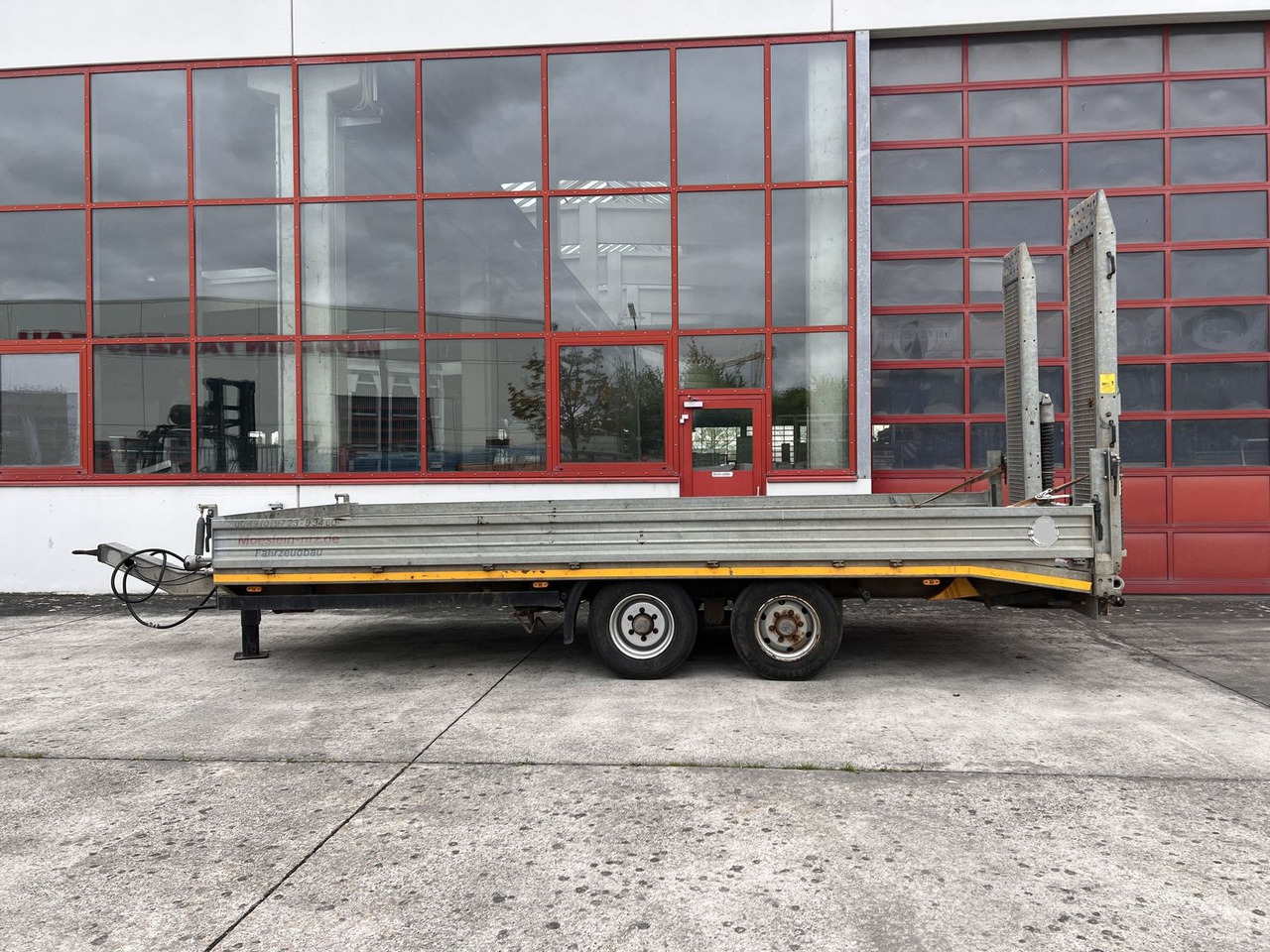 Möslein 13 t Tandemtieflader - Žemo profilio platforma priekaba: foto 2 Möslein 13 t Tandemtieflader - Žemo profilio platforma priekaba: foto 2