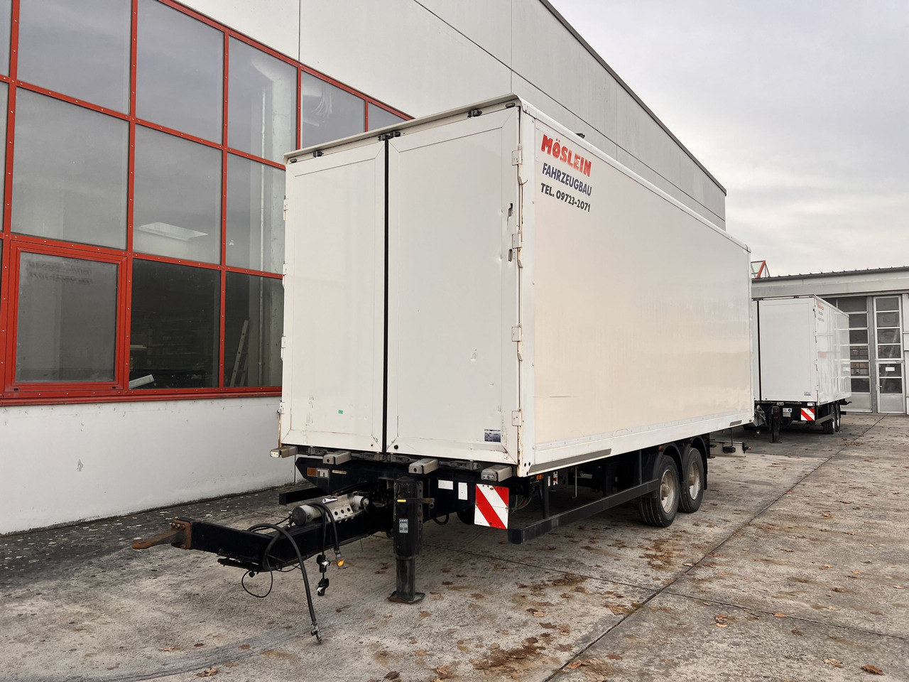Möslein TKO 105 D Schwebheim Tandem- Koffer- Anhänger, Durchladbar - Furgonas priekaba: foto 3 Möslein TKO 105 D Schwebheim Tandem- Koffer- Anhänger, Durchladbar - Furgonas priekaba: foto 3