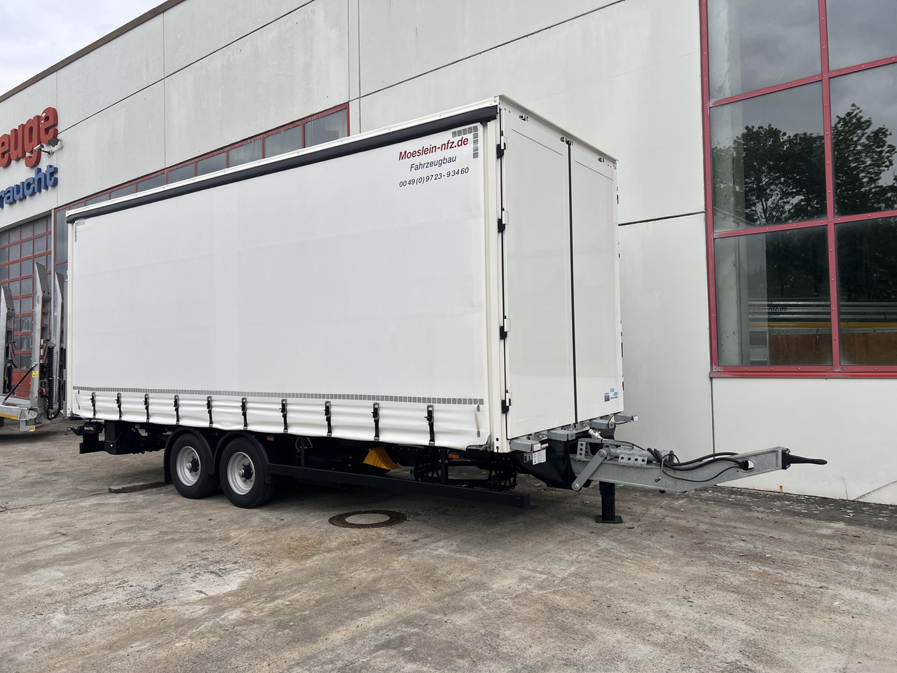 Möslein TPS 105 D-L Planenanhänger, Ladebordwand + Durchladbar neuwertig - Tentinė priekaba: foto 5 Möslein TPS 105 D-L Planenanhänger, Ladebordwand + Durchladbar neuwertig - Tentinė priekaba: foto 5