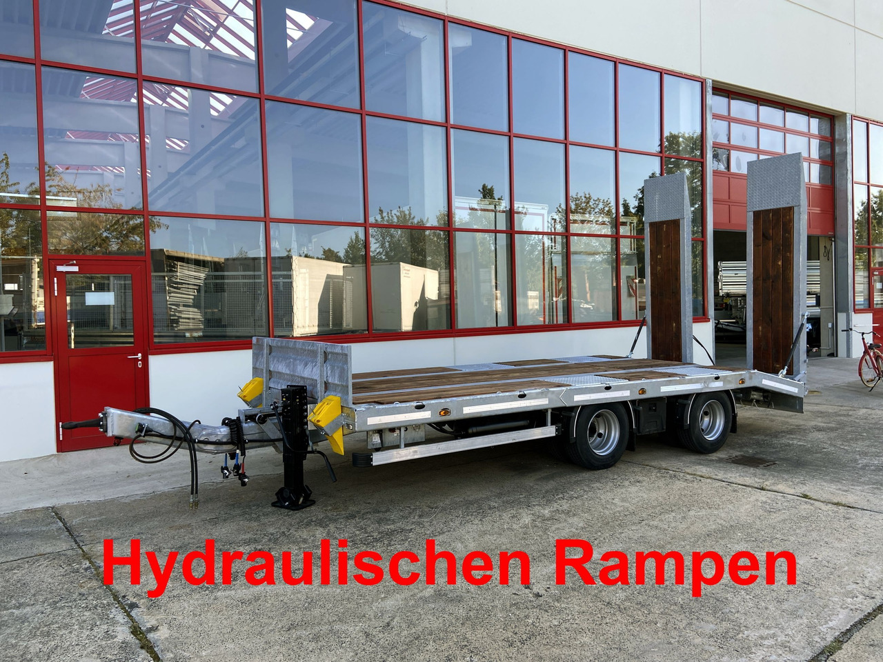 Möslein TT21-7,2 Hydr 21 t Tandemtieflader, hydr. Rampen, NEU - Žemo profilio platforma priekaba: foto 1 Möslein TT21-7,2 Hydr 21 t Tandemtieflader, hydr. Rampen, NEU - Žemo profilio platforma priekaba: foto 1