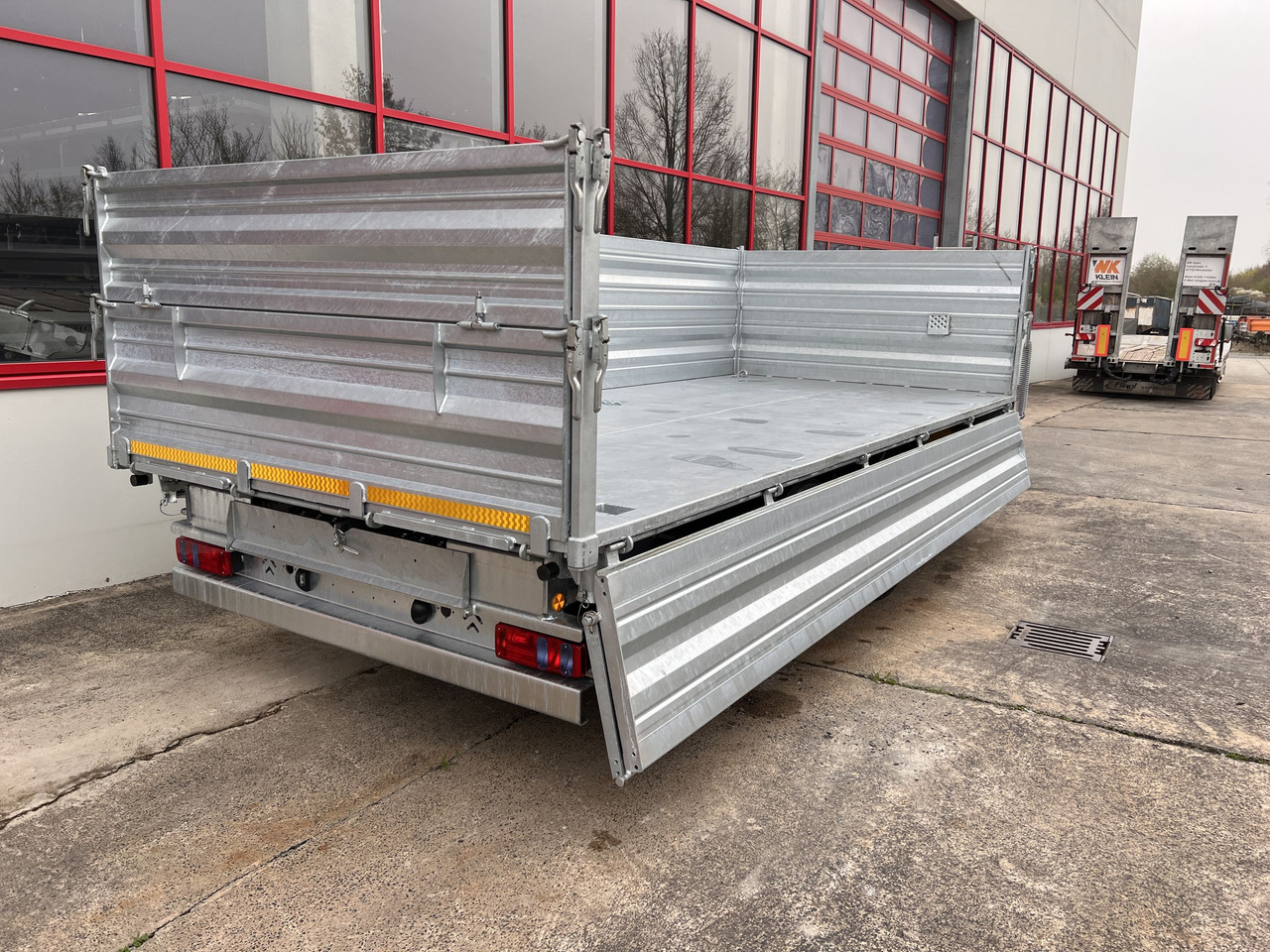 Möslein TTD 19 AB 19 t Tandem 3 Seiten Kipper TiefladerAufsatzbordwänden-- Neufahrzeug -- - Savivartis priekaba: foto 5 Möslein TTD 19 AB 19 t Tandem 3 Seiten Kipper TiefladerAufsatzbordwänden-- Neufahrzeug -- - Savivartis priekaba: foto 5