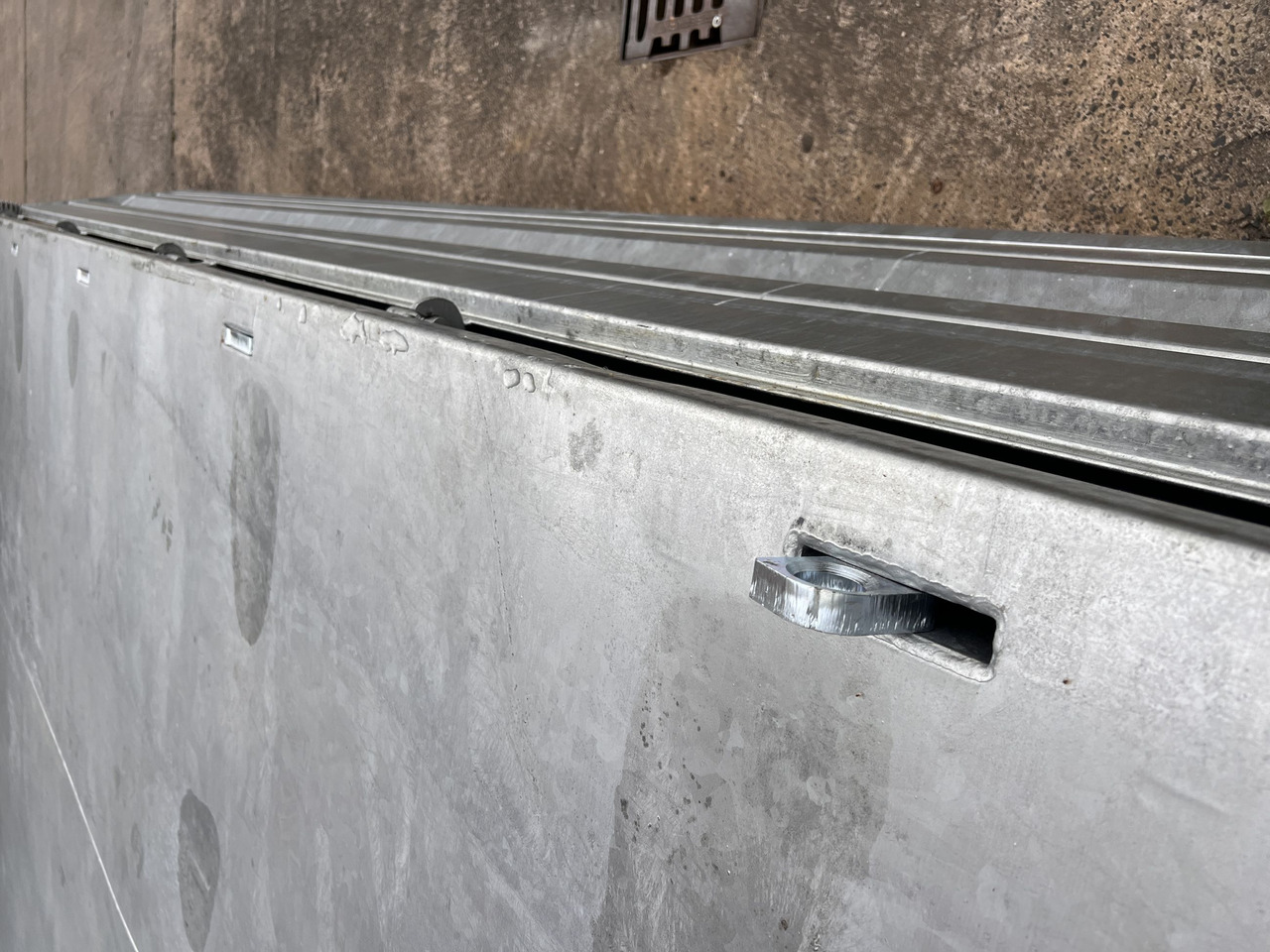 Möslein TTD 19 AB 19 t Tandem Kipper Tieflader2 x Aufsatzbordwänden-- Neufahrzeug -- - Savivartis priekaba: foto 5 Möslein TTD 19 AB 19 t Tandem Kipper Tieflader2 x Aufsatzbordwänden-- Neufahrzeug -- - Savivartis priekaba: foto 5