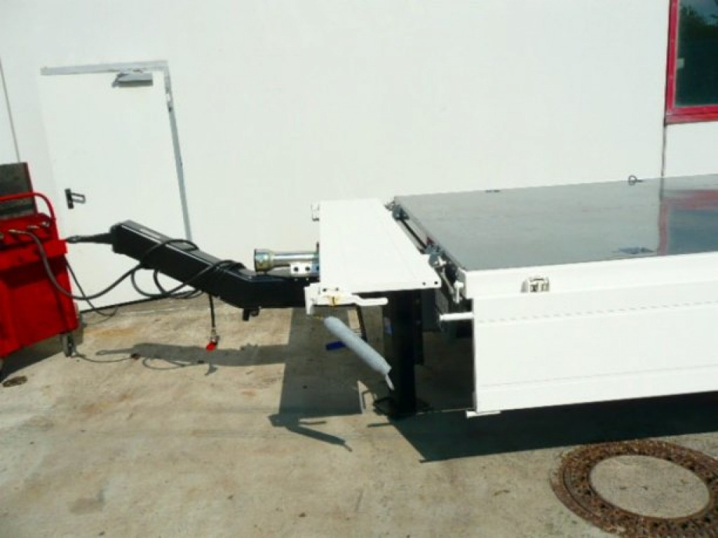 Möslein TTG 11 Verzinkt neuer Tandem 3- Seitenkipper Tieflader-- Neufahrzeug -- - Savivartis priekaba: foto 2 Möslein TTG 11 Verzinkt neuer Tandem 3- Seitenkipper Tieflader-- Neufahrzeug -- - Savivartis priekaba: foto 2