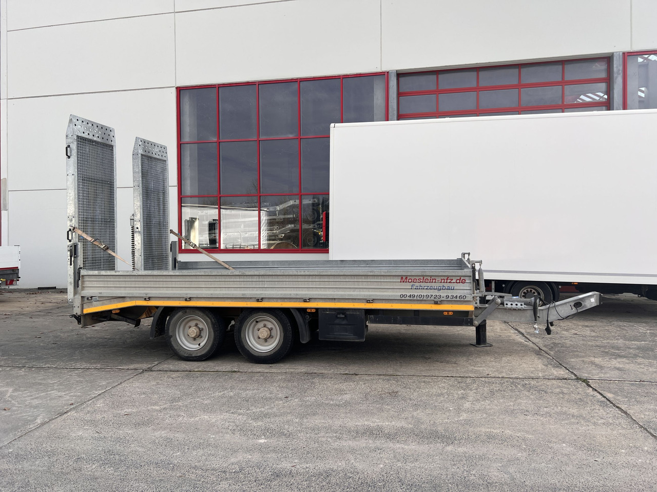 Möslein TTS 11 Schwebheim Tandemtieflader, Breite Rampen, Wenig Benutzt - Žemo profilio platforma priekaba: foto 1 Möslein TTS 11 Schwebheim Tandemtieflader, Breite Rampen, Wenig Benutzt - Žemo profilio platforma priekaba: foto 1