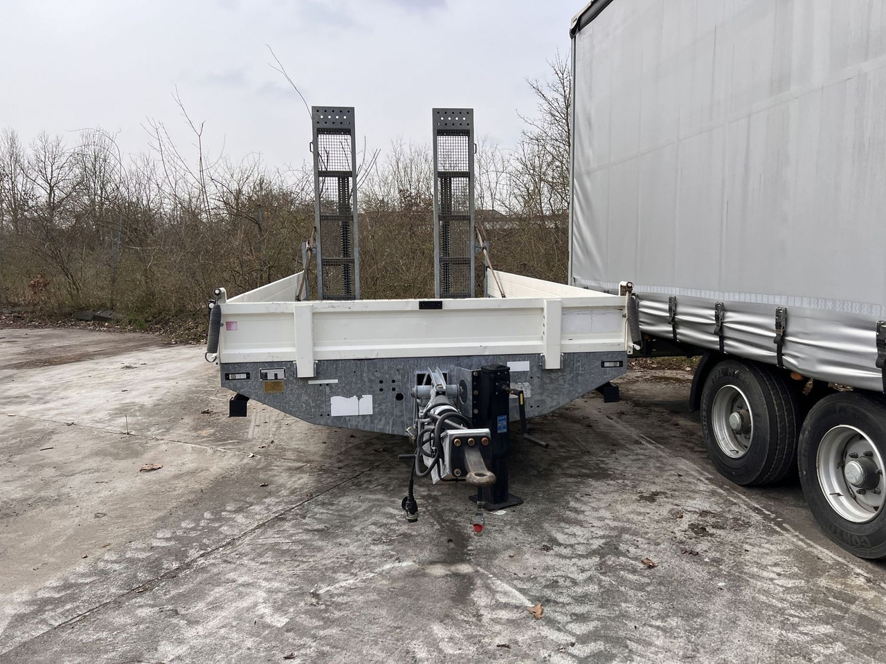 Möslein Tandemtieflader - Žemo profilio platforma priekaba: foto 4 Möslein Tandemtieflader - Žemo profilio platforma priekaba: foto 4
