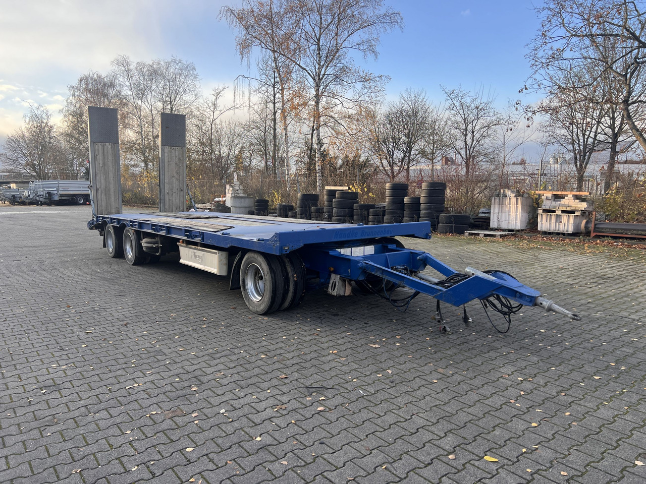T3 3 Achs Tiefladeranhänger - Žemo profilio platforma priekaba: foto 3 T3 3 Achs Tiefladeranhänger - Žemo profilio platforma priekaba: foto 3
