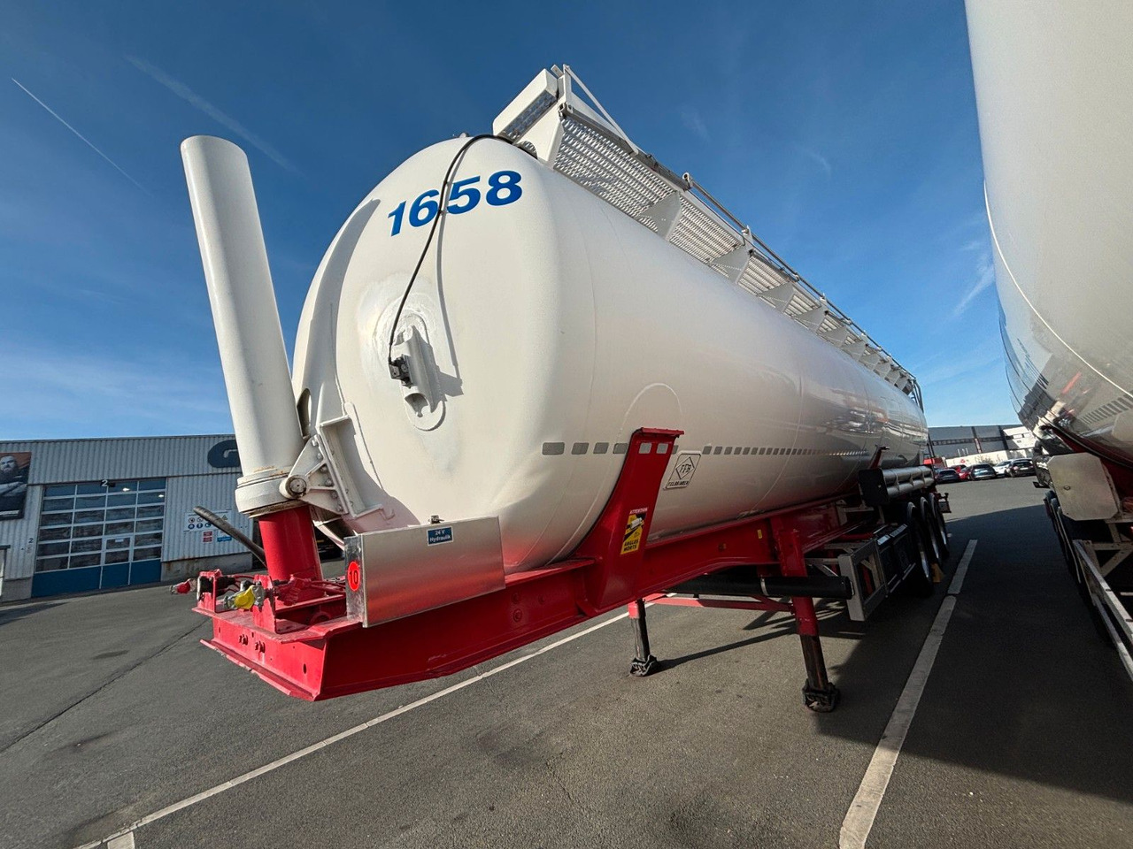 Feldbinder KIP 60.3 E-Hydraulik - Silo cisterna: foto 2 Feldbinder KIP 60.3 E-Hydraulik - Silo cisterna: foto 2