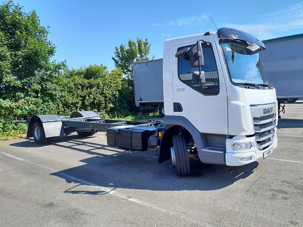 DAF FA XB 260 12t reparierter Wasserschaden - Važiuoklės sunkvežimis: foto 4 DAF FA XB 260 12t reparierter Wasserschaden - Važiuoklės sunkvežimis: foto 4