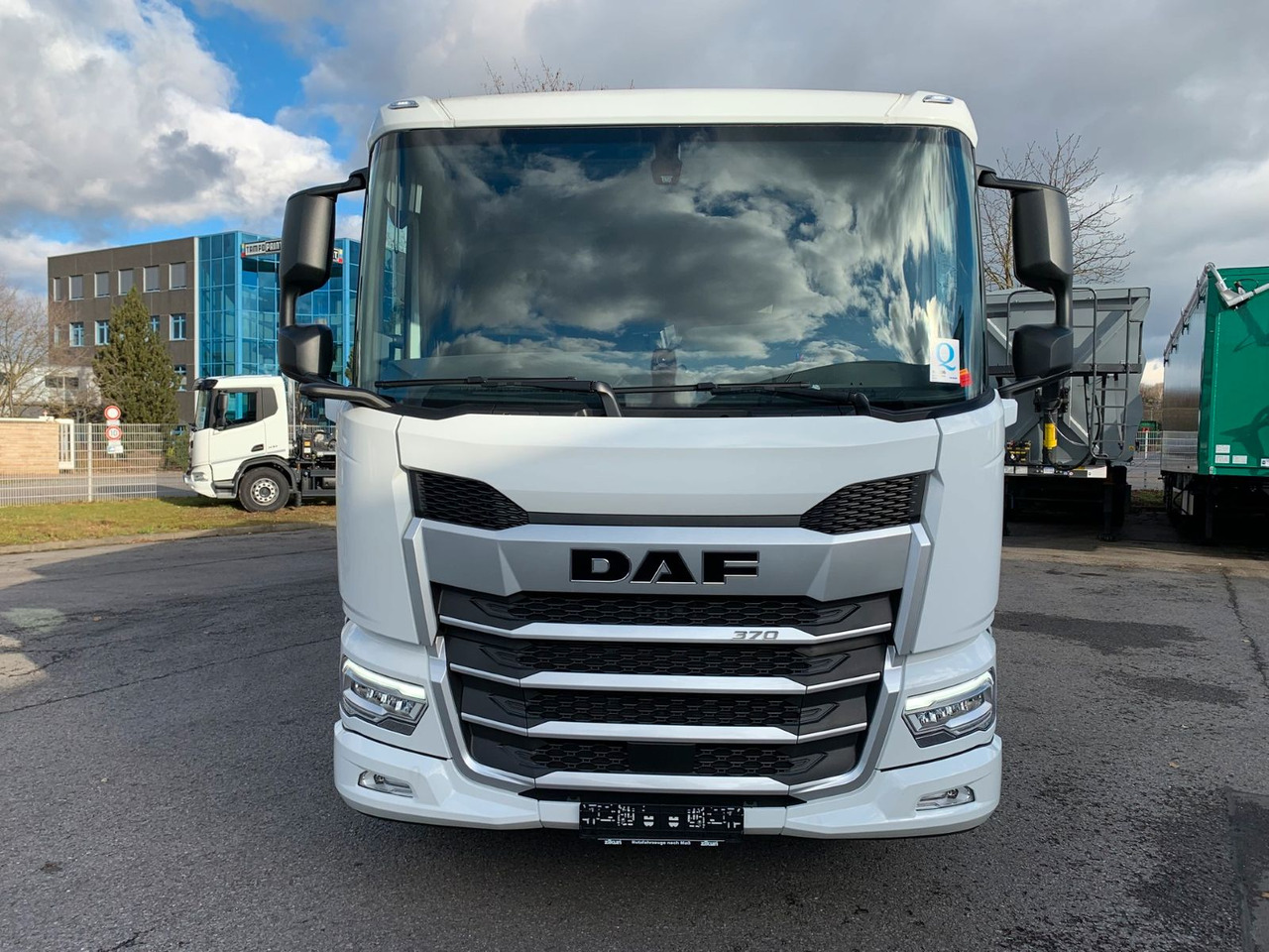 DAF FA XD 370 zikun Swing-Board-Aufbau - Gėrimų tiekimo sunkvežimis: foto 2 DAF FA XD 370 zikun Swing-Board-Aufbau - Gėrimų tiekimo sunkvežimis: foto 2