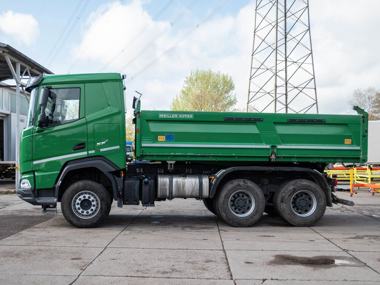 DAF FAT XFC 530 SL Meiller TRIGENIUS D 316 DAF FAT XFC 530 SL Meiller TRIGENIUS D 316 - Savivartis sunkvežimis: foto 2 DAF FAT XFC 530 SL Meiller TRIGENIUS D 316 DAF FAT XFC 530 SL Meiller TRIGENIUS D 316 - Savivartis sunkvežimis: foto 2