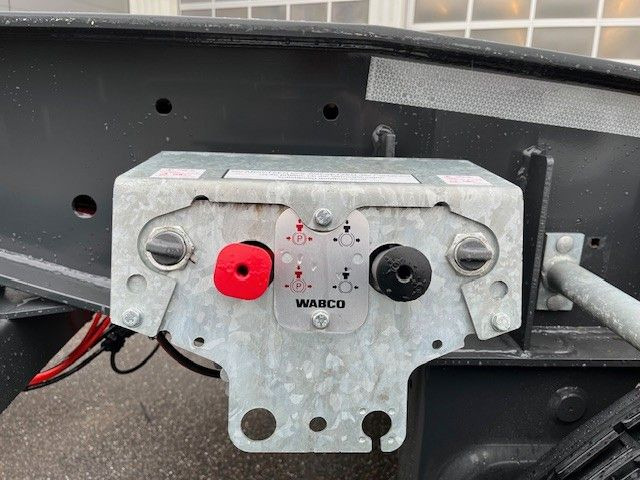 Schlittenanhänger 18 S Schlittenanhänger 18 S - Kablio/ Skip loader priekaba: foto 4 Schlittenanhänger 18 S Schlittenanhänger 18 S - Kablio/ Skip loader priekaba: foto 4