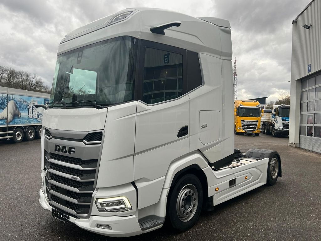 DAF XG 480 FT Low Deck - Vilkikas: foto 2 DAF XG 480 FT Low Deck - Vilkikas: foto 2