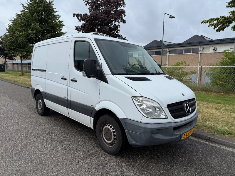 Mercedes-Benz Sprinter 313 2010 kuhlung diepfreez - Furgonas šaldytuvas: foto 1 Mercedes-Benz Sprinter 313 2010 kuhlung diepfreez - Furgonas šaldytuvas: foto 1
