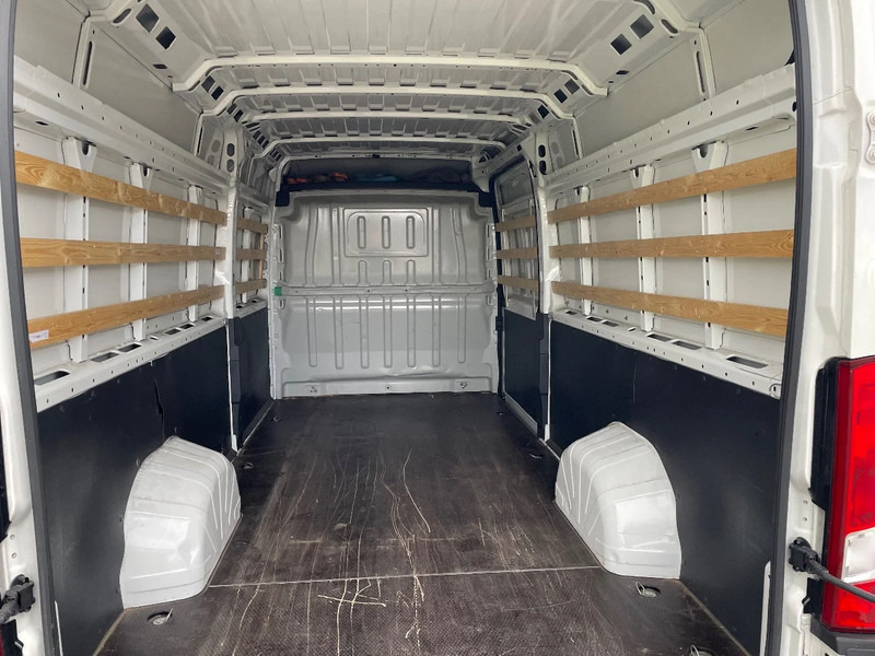Peugeot Boxer 2.2 hdi 3-2021 L4 H2 airspring !!! - Krovininis mikroautobusas: foto 5 Peugeot Boxer 2.2 hdi 3-2021 L4 H2 airspring !!! - Krovininis mikroautobusas: foto 5