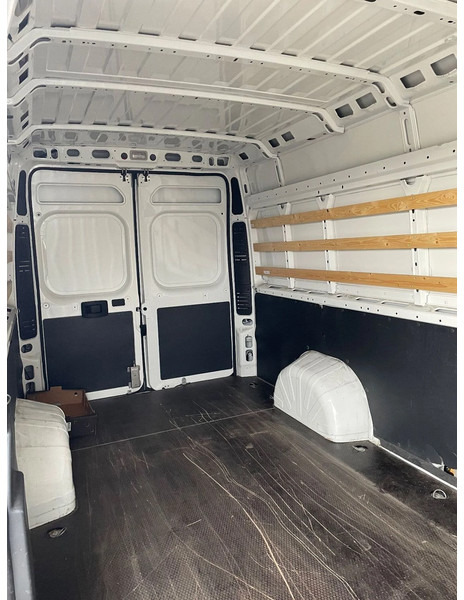 Krovininis mikroautobusas Peugeot Boxer 2.2 hdi 3-2021 L4 H2 airspring !!!: foto 6
