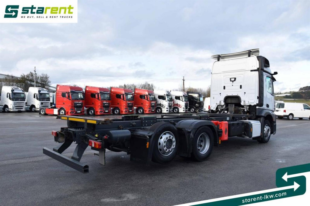 Mercedes Benz Actros 2645L Retarder Mirror Cam NAVI Liftachse - Važiuoklės sunkvežimis: foto 5 Mercedes Benz Actros 2645L Retarder Mirror Cam NAVI Liftachse - Važiuoklės sunkvežimis: foto 5