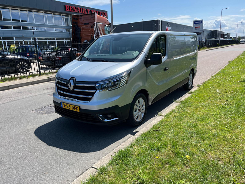 Renault Trafic E-Tech Red L2 H1, Airco, Nav, Camera - Mažas furgonas, Elektrinis furgonas: foto 3 Renault Trafic E-Tech Red L2 H1, Airco, Nav, Camera - Mažas furgonas, Elektrinis furgonas: foto 3