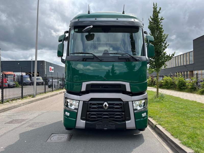 Renault T-13 High 480 T4x2, Highsleeper, Airco, Nav, Bluetooth - Vilkikas: foto 4 Renault T-13 High 480 T4x2, Highsleeper, Airco, Nav, Bluetooth - Vilkikas: foto 4
