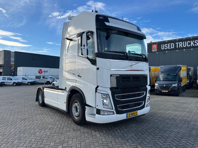 Volvo FH 460 4X2 Globetrotter X Tra High, Unlimited Edition, I-shave - Vilkikas: foto 4 Volvo FH 460 4X2 Globetrotter X Tra High, Unlimited Edition, I-shave - Vilkikas: foto 4