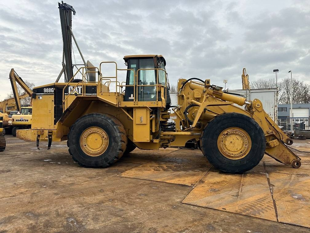 CAT 988 G - Ratinis krautuvas: foto 1 CAT 988 G - Ratinis krautuvas: foto 1
