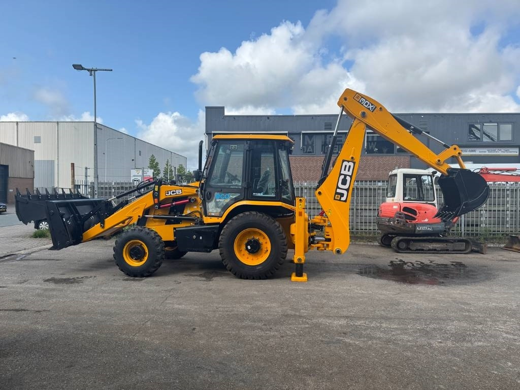 JCB 3 CX ECO 6 in 1 bucket ( UNUSED ) - Ekskavatorius-krautuvas: foto 1 JCB 3 CX ECO 6 in 1 bucket ( UNUSED ) - Ekskavatorius-krautuvas: foto 1