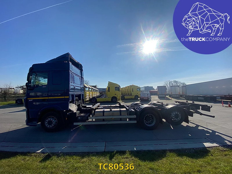 DAF XF Euro6 480 - Konteineris-vežimus/ Sukeisti kūną sunkvežimis: foto 2 DAF XF Euro6 480 - Konteineris-vežimus/ Sukeisti kūną sunkvežimis: foto 2