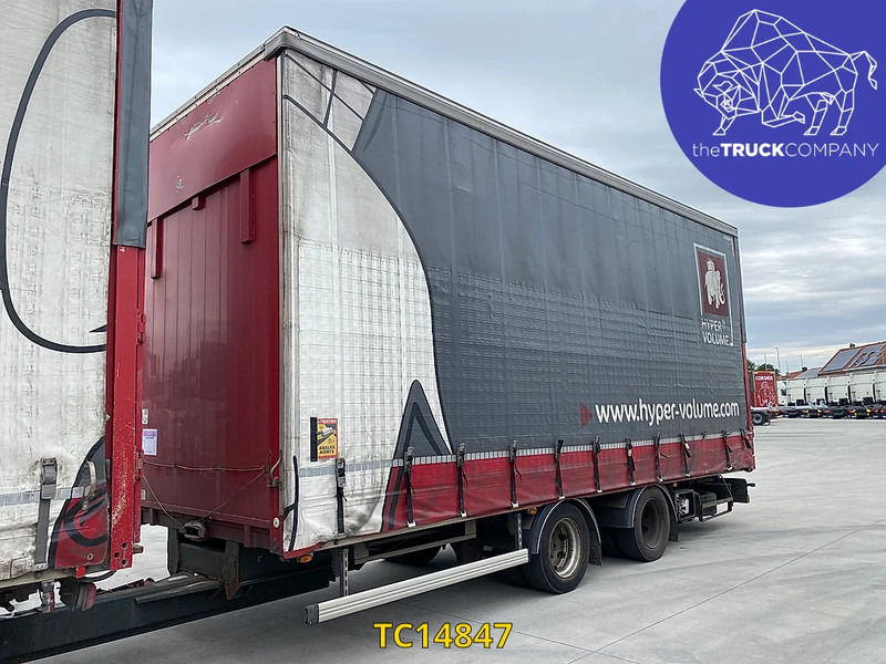 Fruehauf - Tentinė priekaba: foto 1 Fruehauf - Tentinė priekaba: foto 1
