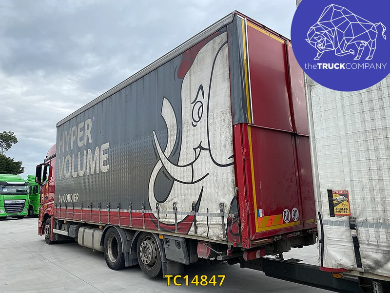 Fruehauf - Tentinė priekaba: foto 2 Fruehauf - Tentinė priekaba: foto 2