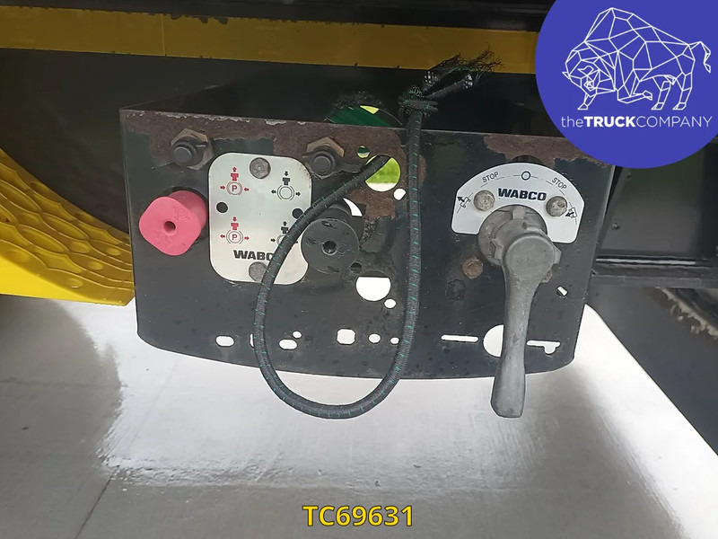 Hoet Trailers - Konteineris-vežimus/ Sukeisti kūną puspriekabė: foto 4 Hoet Trailers - Konteineris-vežimus/ Sukeisti kūną puspriekabė: foto 4