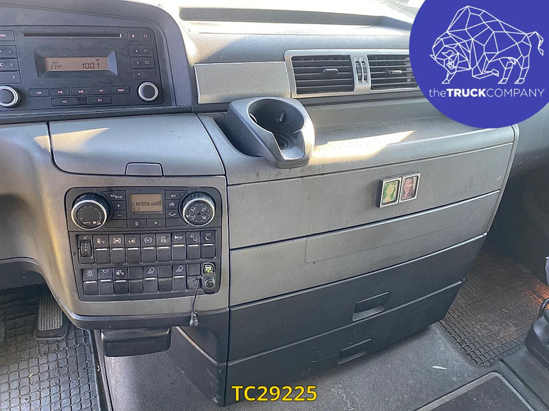 MAN TGX 440 - Platforminis/ Bortinis sunkvežimis: foto 3 MAN TGX 440 - Platforminis/ Bortinis sunkvežimis: foto 3