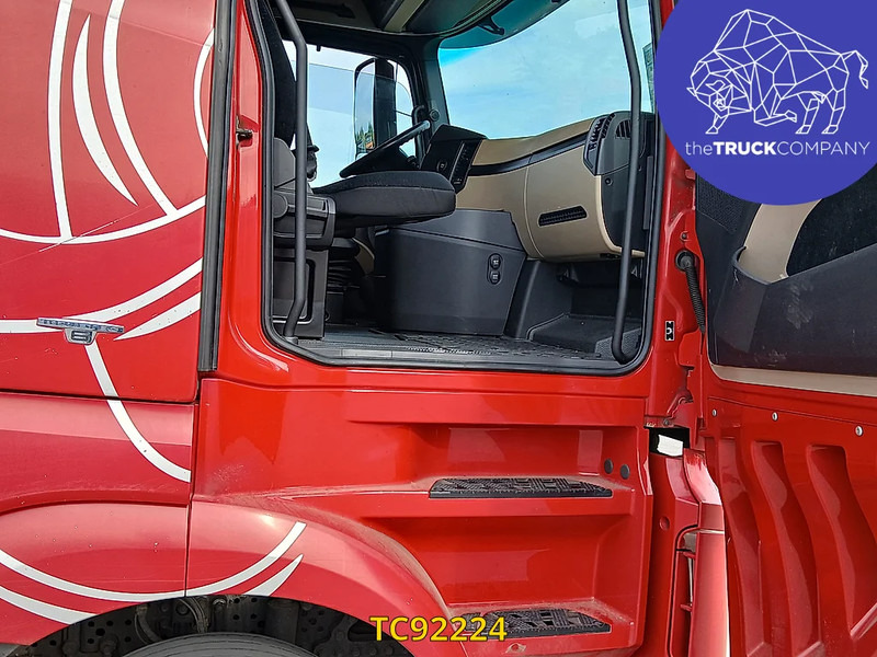 Mercedes-Benz Actros 2548 - Tentinis sunkvežimis: foto 3 Mercedes-Benz Actros 2548 - Tentinis sunkvežimis: foto 3