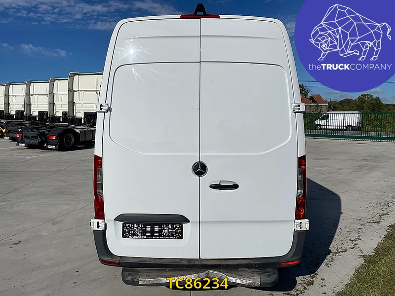 Mercedes-Benz E-Sprinter L2H2 41kWh - Krovininis mikroautobusas, Elektrinis furgonas: foto 4 Mercedes-Benz E-Sprinter L2H2 41kWh - Krovininis mikroautobusas, Elektrinis furgonas: foto 4