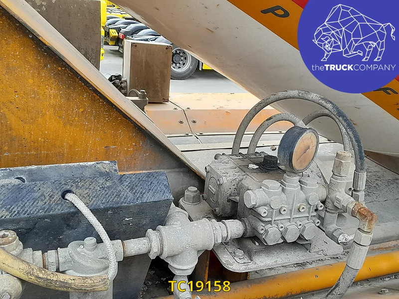 Renault Kerax 410 - Betonvežis: foto 4 Renault Kerax 410 - Betonvežis: foto 4