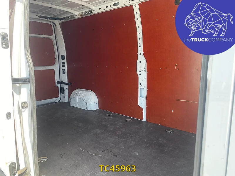 Renault Master 2.3 DCI L3H2 - Krovininis mikroautobusas: foto 2 Renault Master 2.3 DCI L3H2 - Krovininis mikroautobusas: foto 2