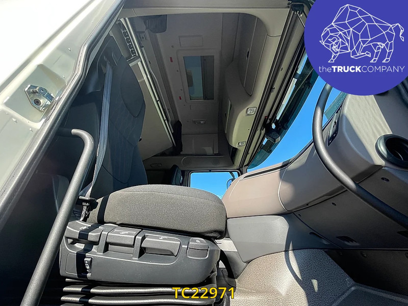 DAF XF 480 - Vilkikas: foto 3 DAF XF 480 - Vilkikas: foto 3