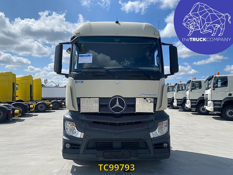 Mercedes-Benz Actros 1843 - Vilkikas: foto 2 Mercedes-Benz Actros 1843 - Vilkikas: foto 2