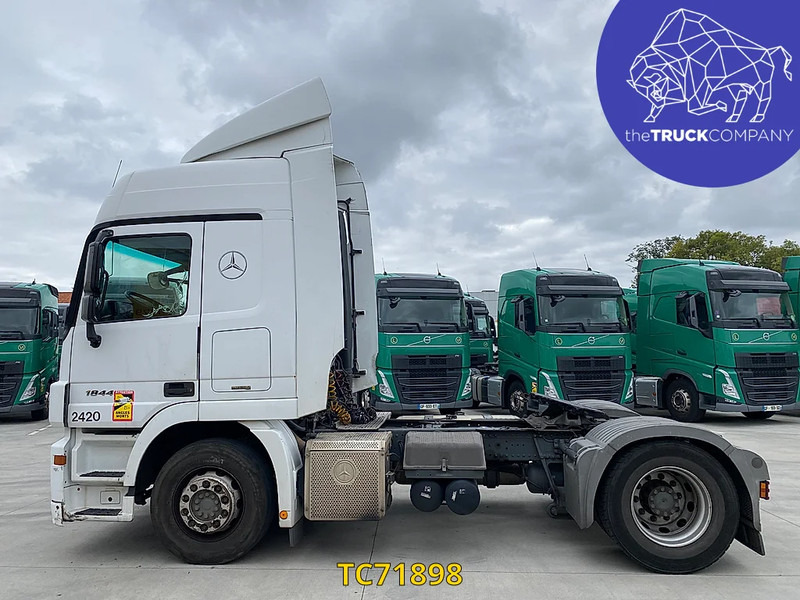 Mercedes-Benz Actros 1844 - Vilkikas: foto 2 Mercedes-Benz Actros 1844 - Vilkikas: foto 2