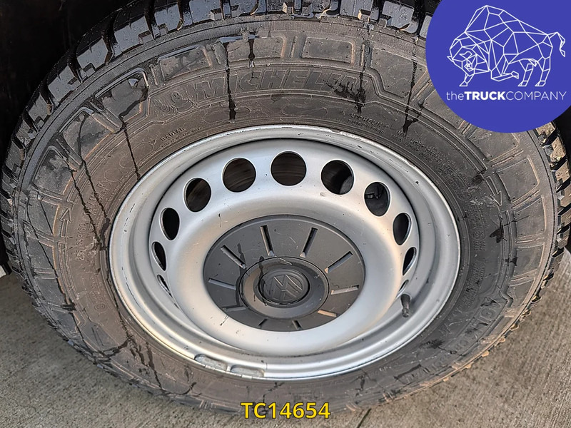 Volkswagen Crafter 180 L1H2 lizingą Volkswagen Crafter 180 L1H2: foto 18 Volkswagen Crafter 180 L1H2 lizingą Volkswagen Crafter 180 L1H2: foto 18