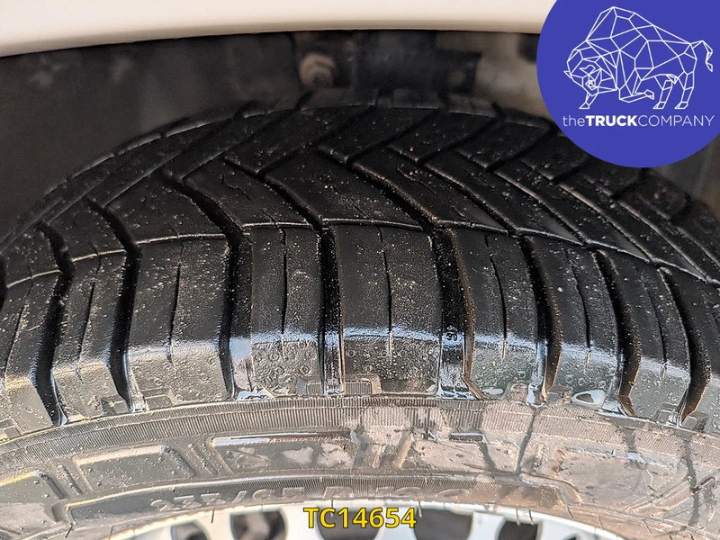 Volkswagen Crafter 180 L1H2 lizingą Volkswagen Crafter 180 L1H2: foto 12 Volkswagen Crafter 180 L1H2 lizingą Volkswagen Crafter 180 L1H2: foto 12