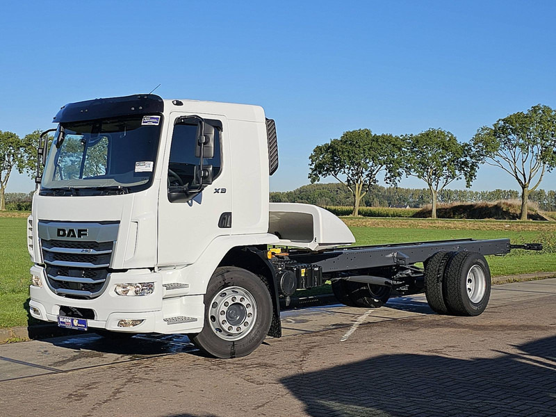DAF XB 290 19T WB 530 NEW - Važiuoklės sunkvežimis: foto 2 DAF XB 290 19T WB 530 NEW - Važiuoklės sunkvežimis: foto 2